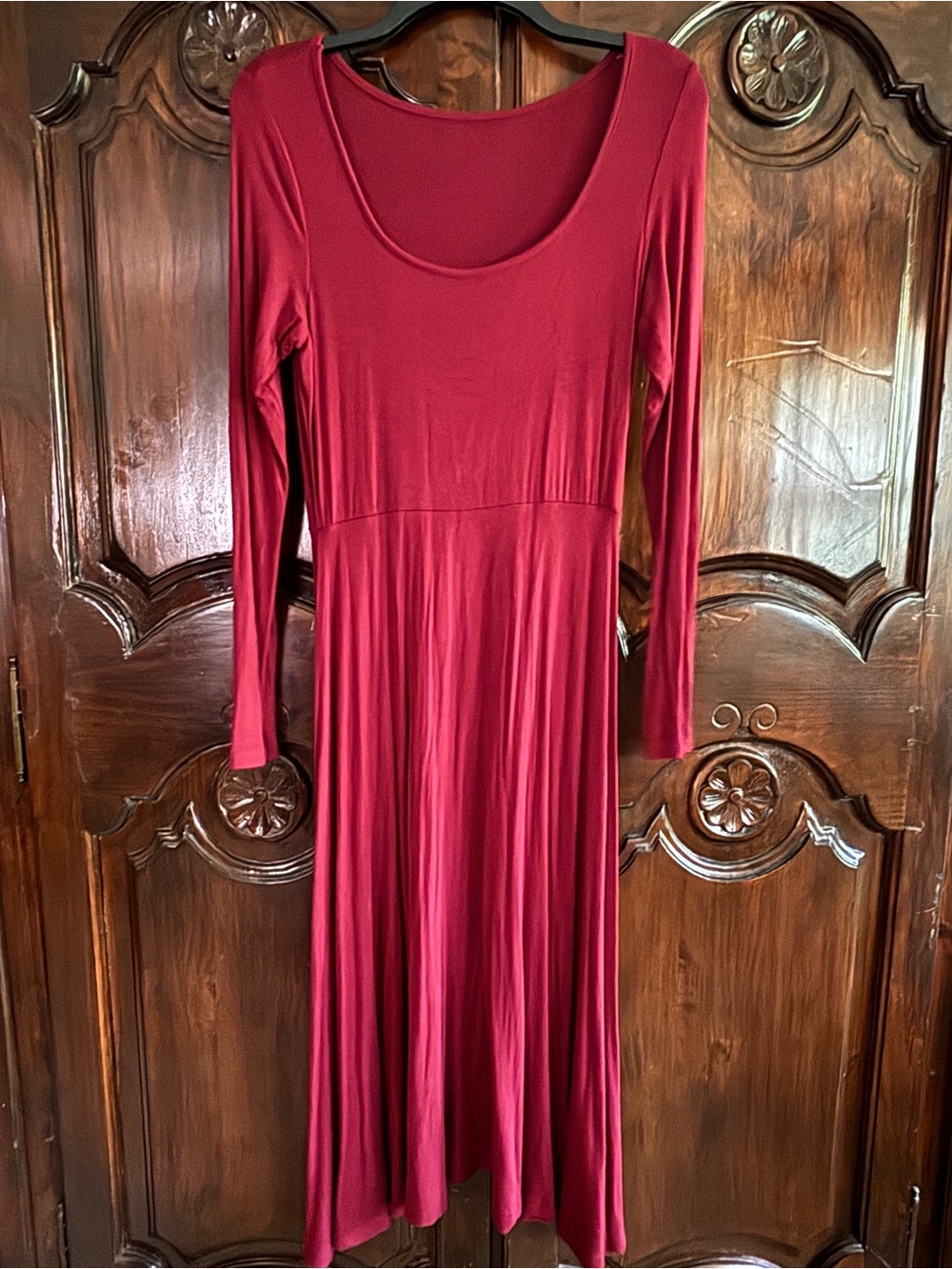 Women's Long Sleeve Scoop Neck Wine Maxi Dress